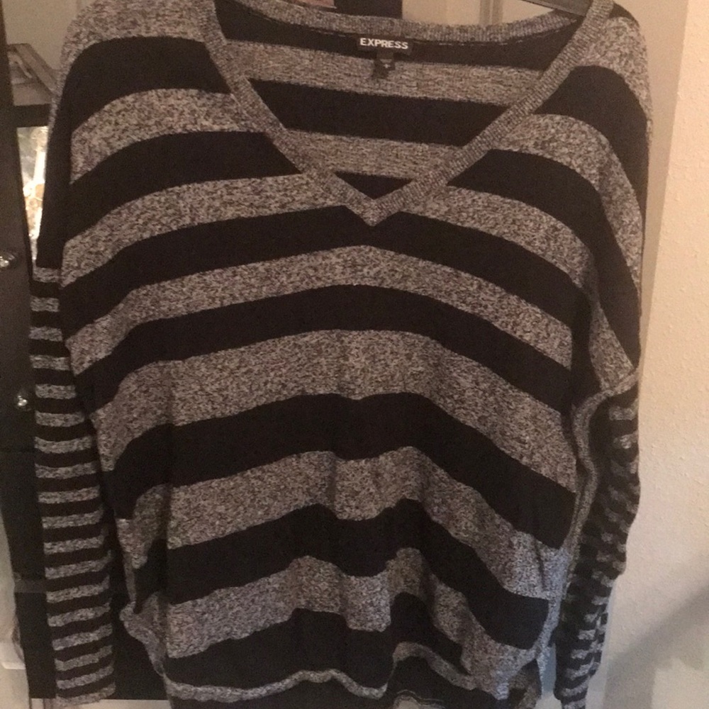 Express sweater black and grey heathered